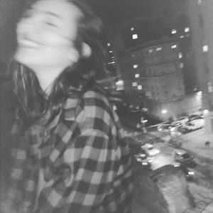 Meet your Posher, Madeleine